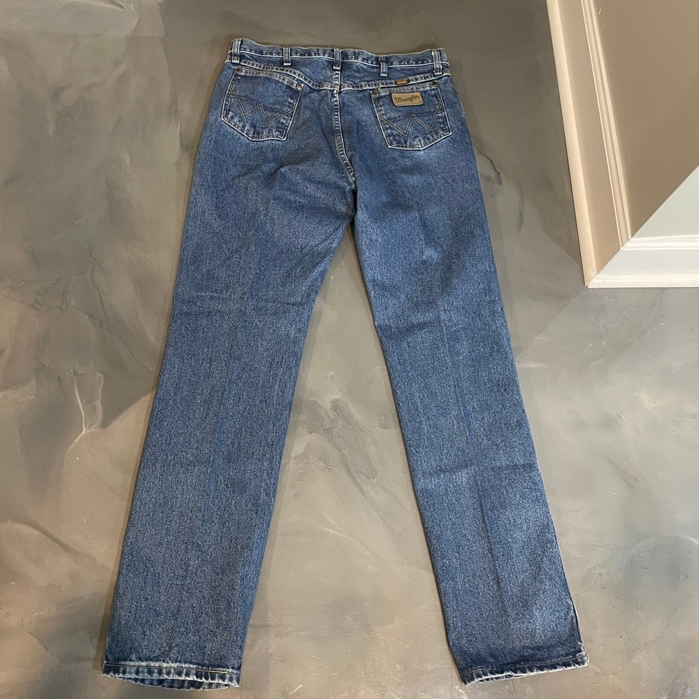 Wrangler George Strait Cowboy Cut Jeans Mens 36x36 Medium Wash Blue 1013MGSHD